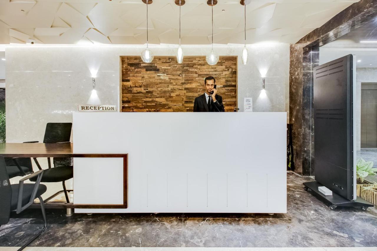 Palette - Hotel Kass Khapri ภายนอก รูปภาพ