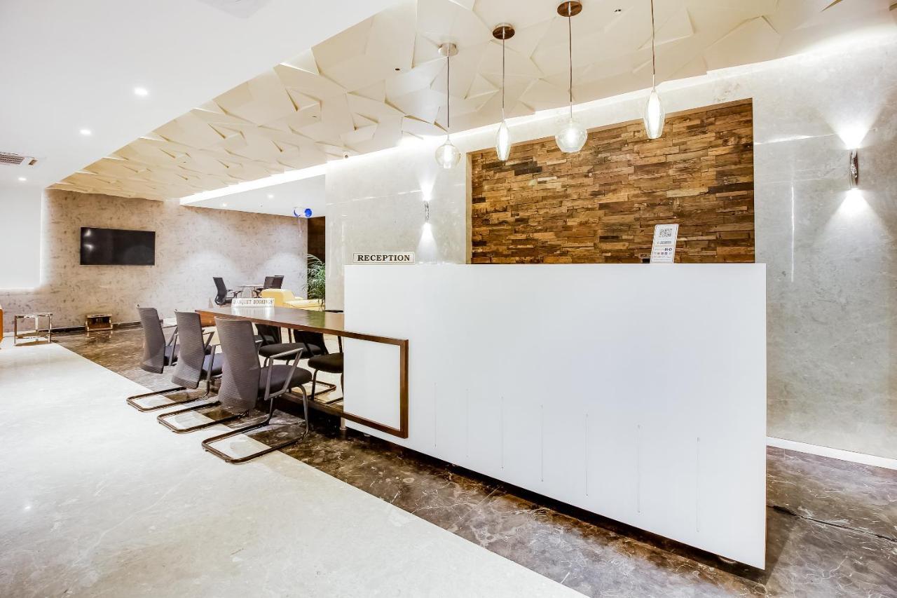 Palette - Hotel Kass Khapri ภายนอก รูปภาพ